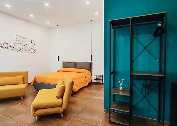 Casa Calu Castel Dell\'Ovo