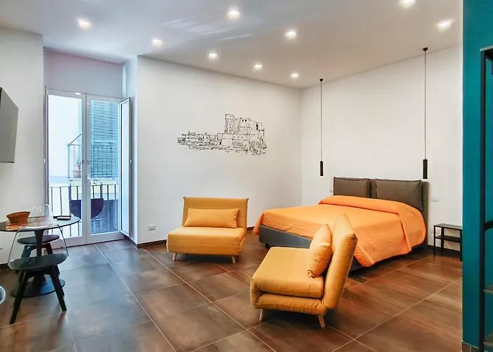 Casa Calu Castel Dell\'Ovo